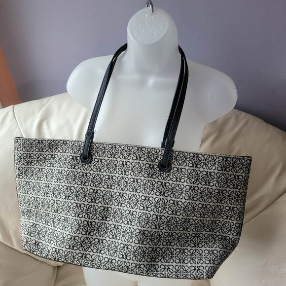 Loewe Jacquard Tote Bag - Picture 7 of 12